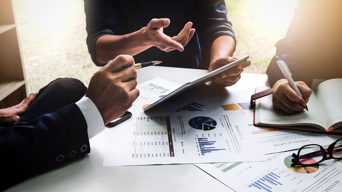 Valuation and Transaction Services Wallpaper